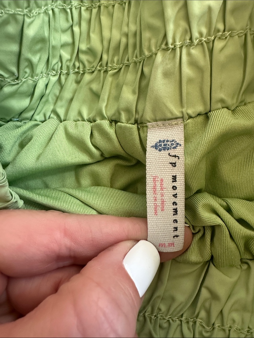 Free People Movement Women’s Lightweight Lime Green Athletic Shorts Medium - Picture 2 of 3